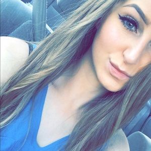 Meet your Posher, Karie